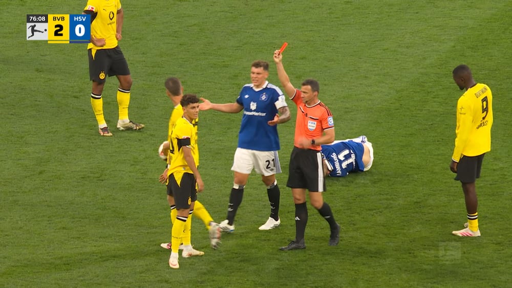 Dortmund-teenager udvist 3 minutter efter indhop