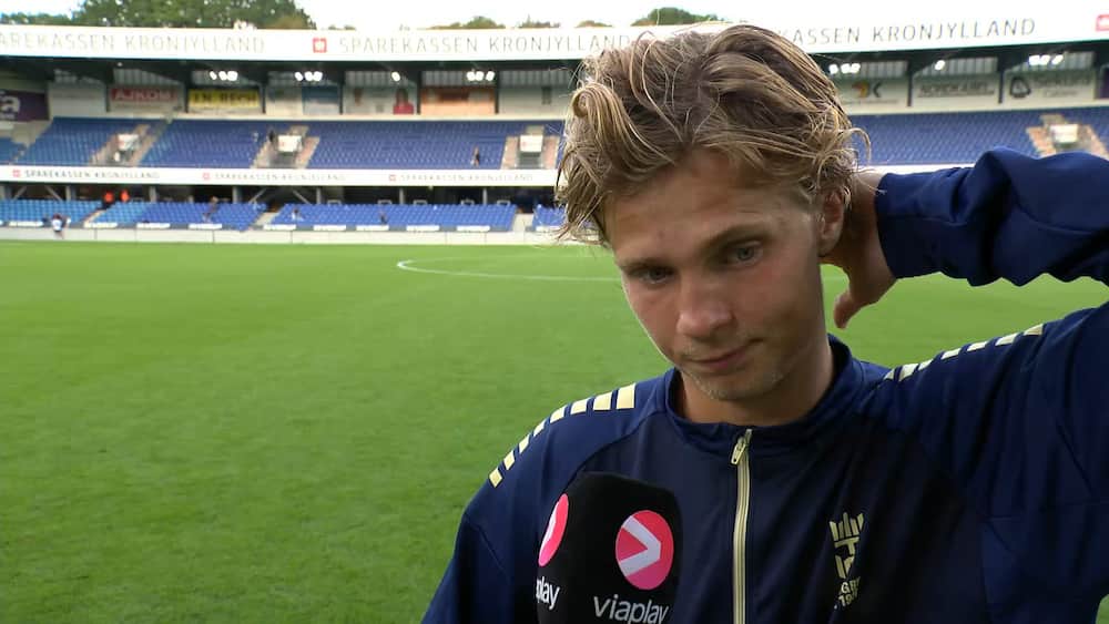 Personlig fejl koster scoring - her reagerer 'frustreret' anfører