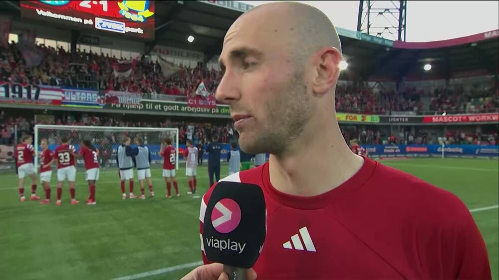 Silkeborgs matchvinder hylder sin træner efter pokaltriumf