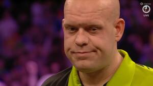 Humphries slår van Gerwen og booker finaleplads