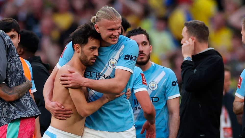 Manchester City går i FA Cup-finalen efter dramatisk afslutning