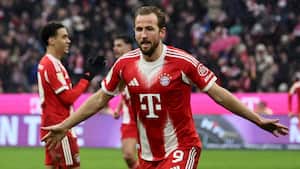 Bayern München holder fast i smal sejr og sejrsstime