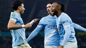 Man City splitter Newcastle ad og øjner finale