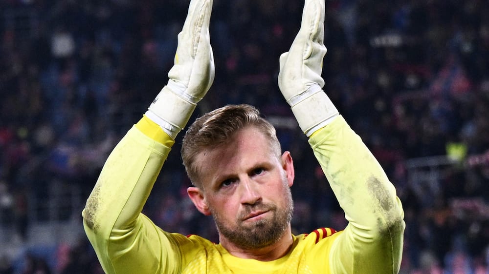 Officielt: Kasper Schmeichel stopper