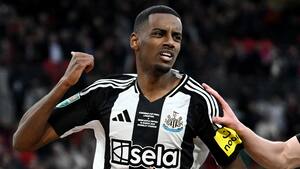 Alexander Isak meldes på plads i Liverpool