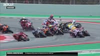 Voldsomt uheld i spansk MotoGP-løb: Espargaro skriver historie med stor sejr