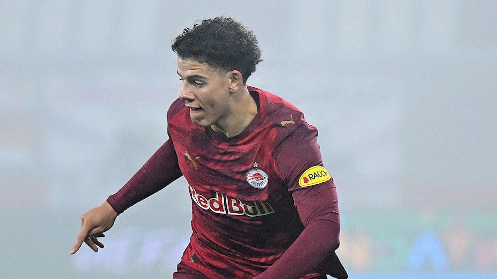 Bischoff sendes på lejeophold i Holland