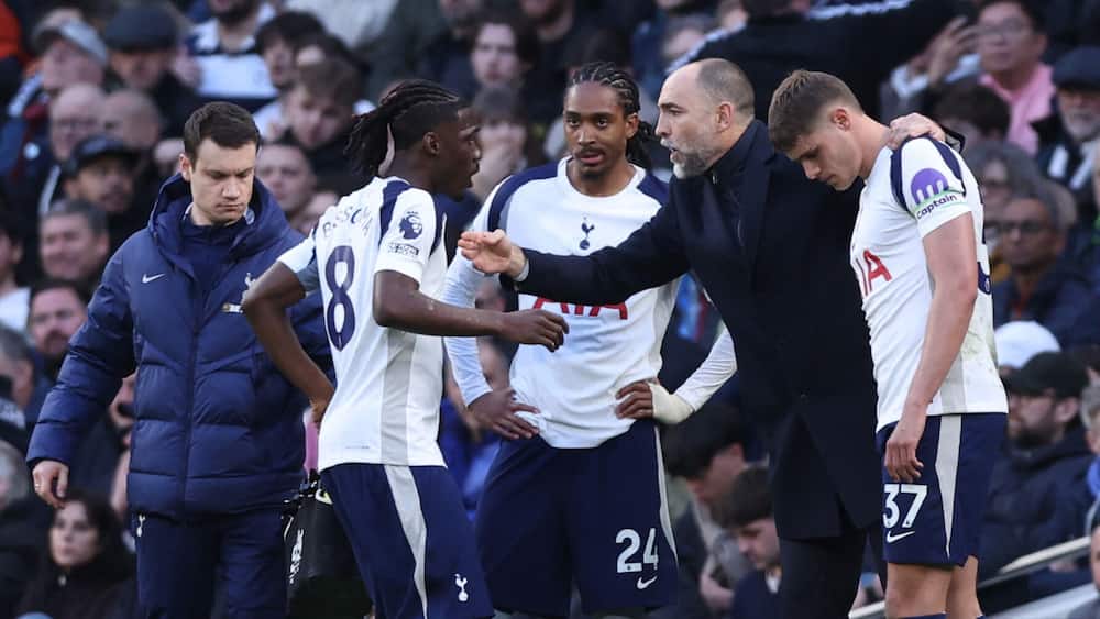 Frank-afløser åbner Tottenham-tid med gedigen derby-dukkert