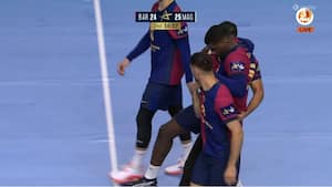 Drama i semifinale: Barcelona-stjerne bæres fra banen