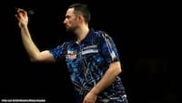Luke Humphries spiller sig i finalen til World Grand Prix