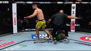 Første main event for begge kæmpere endte med knockout