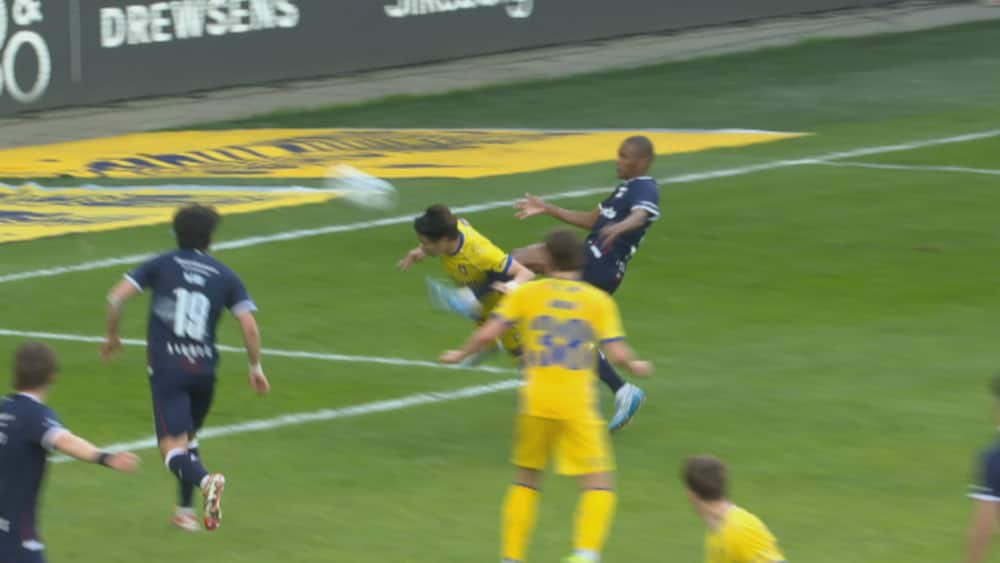 Brøndby vil have straffe: Dommer afviser