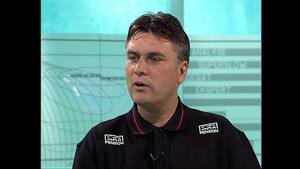 Gyldent klip: Utilfreds Poul Hansen på besøg i ONSIDE