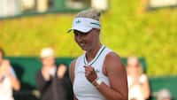 Tauson stryger videre i Wimbledon efter sikker sejr