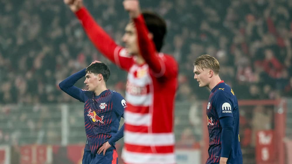 Leipzig taber skridt i toppen trods Harder-oplæg