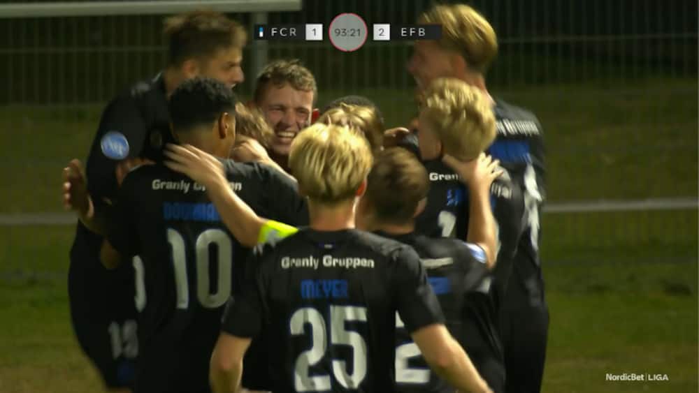 Esbjerg-ekstase: Snupper 1-2-sejr i 94. minut