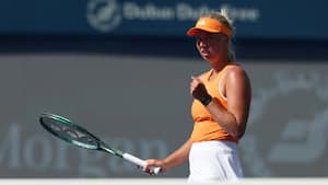 Clara Tauson besejrer drilsk kasakher i Indian Wells