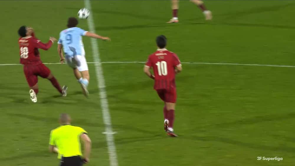 Arm i ansigtet: Slap Sønderjyske billigt?