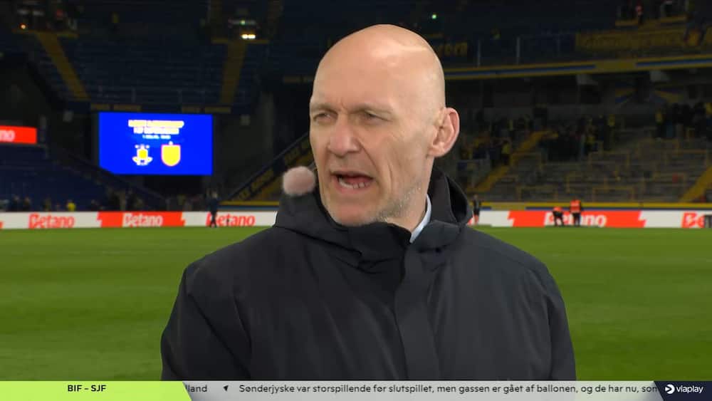 Gravesen om BIF: 'Hvorfor skulle der gå 11 kampe?'