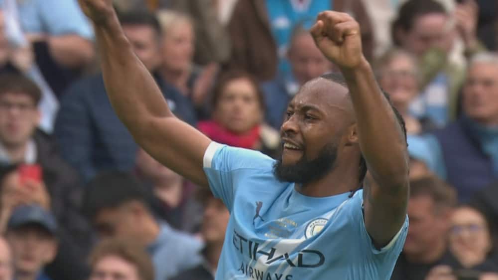 Semenyo sender City i front på Wembley