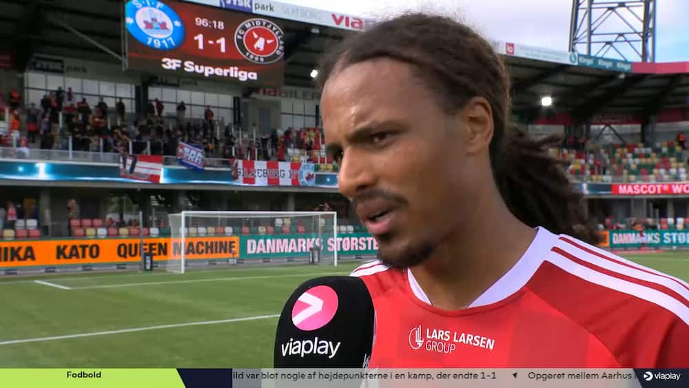 FCM kaldte på rødt: 'Har bare godt fat i hinanden'