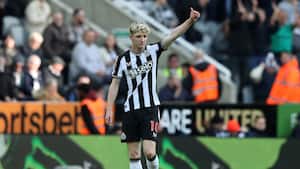 Gordon doubles Newcastle’s lead v. Crystal Palace