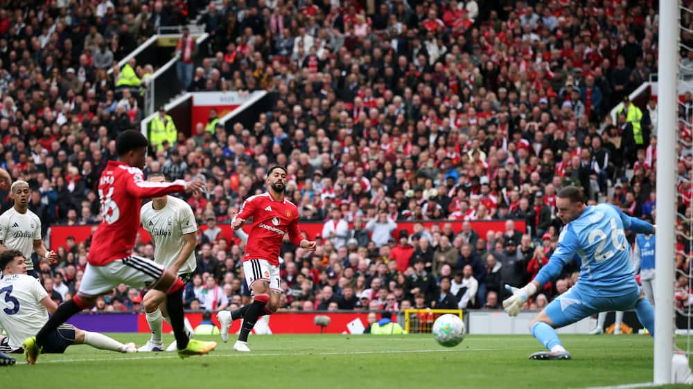 United i front efter VAR-drama