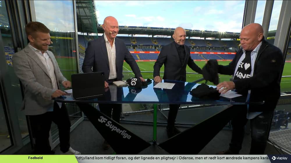 Genial seer-mail: Tøfting hylder Bjarne
