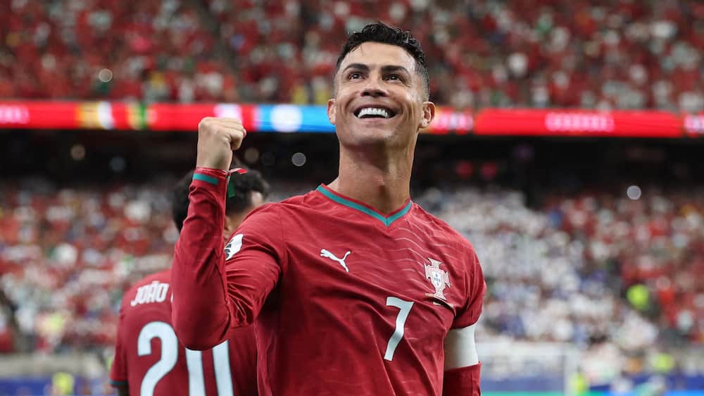 Historiske Ronaldo stempler ind i VM med mål i storsejr