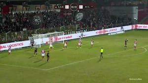 AaB smider vital sejr til sidst i vild målfest