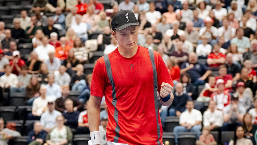 Tsber Elmer Møller taber finale i Portugal til kroat | Viaplay Sport News