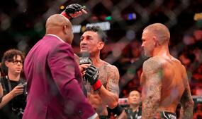Holloway opfordrer publikum til Poirier-hyldest