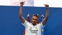 Mbappé præsenteres i Real Madrid og får rygnummer ni