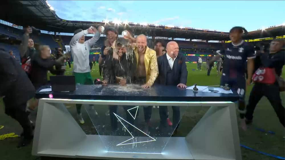 Legendarisk klip: Vild AGF-fejring i Brøndby