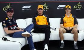 Nu sker det: Se hele pressemødet med VM-rivalerne