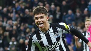 Miley scores first Newcastle goal to make it 1-0