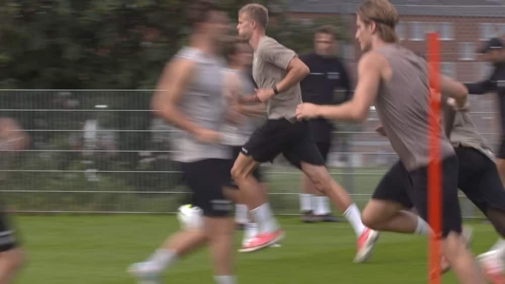 Se her: Tingager i træning dagen før gyser