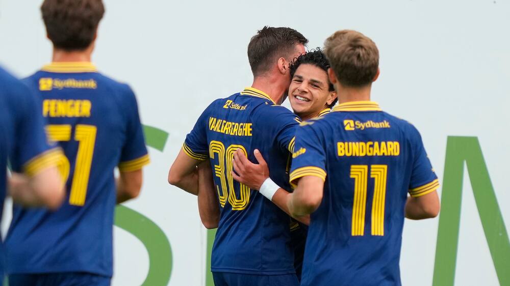 Younis header Brøndby i front i Horsens