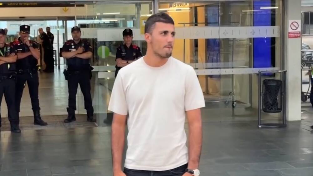Rodri ankommer til Barcelona: 'Vil vinde alt'