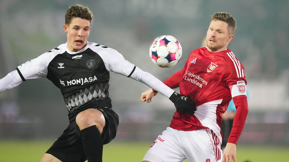 Vinker farvel til 11 mand efter nedrykning