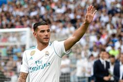 Officielt: Real Madrid sender franskmand på græs hos konkurrent