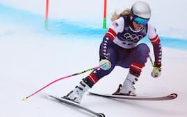 Vonn skal opereres fem gange efter skrækstyrt ved OL