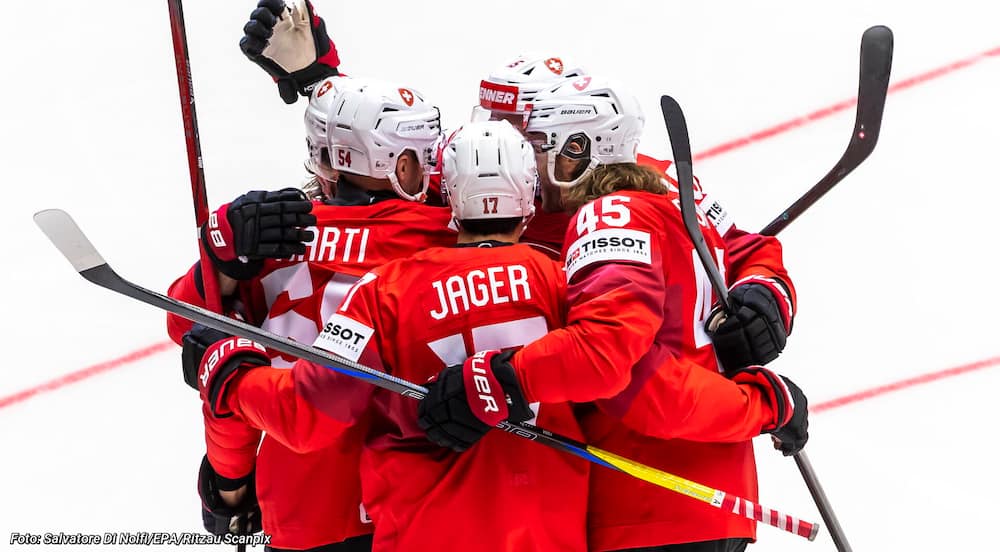 Første VM-kasse: Schweiz tager føringen mod Tjekkiet