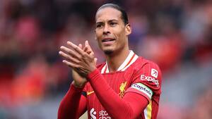 Anfører binder sig også til Liverpool med ny aftale