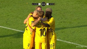 AC Horsens skyder AaB-optur ned og sig selv til tops