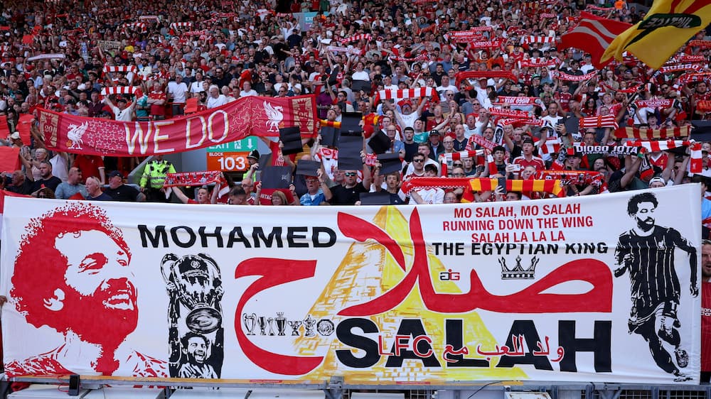 Flotte scener: Salah og Robertson hyldet inden kampstart