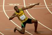 Bolt sikrer sig guld-hattrick på dramatisk stafet