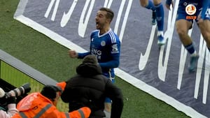 Vildt drama: Winks sikrer Leicester-sejr i 94. minut