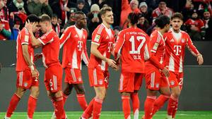 Bayern sænker sløje St. Pauli i tillægstiden