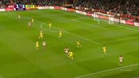 Trossard tager teten: 2-1 til Arsenal